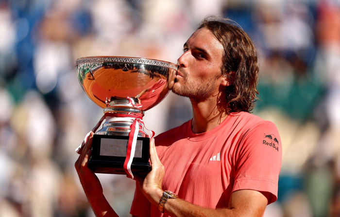 温网完胜ATP总决赛，西西帕斯带队取胜