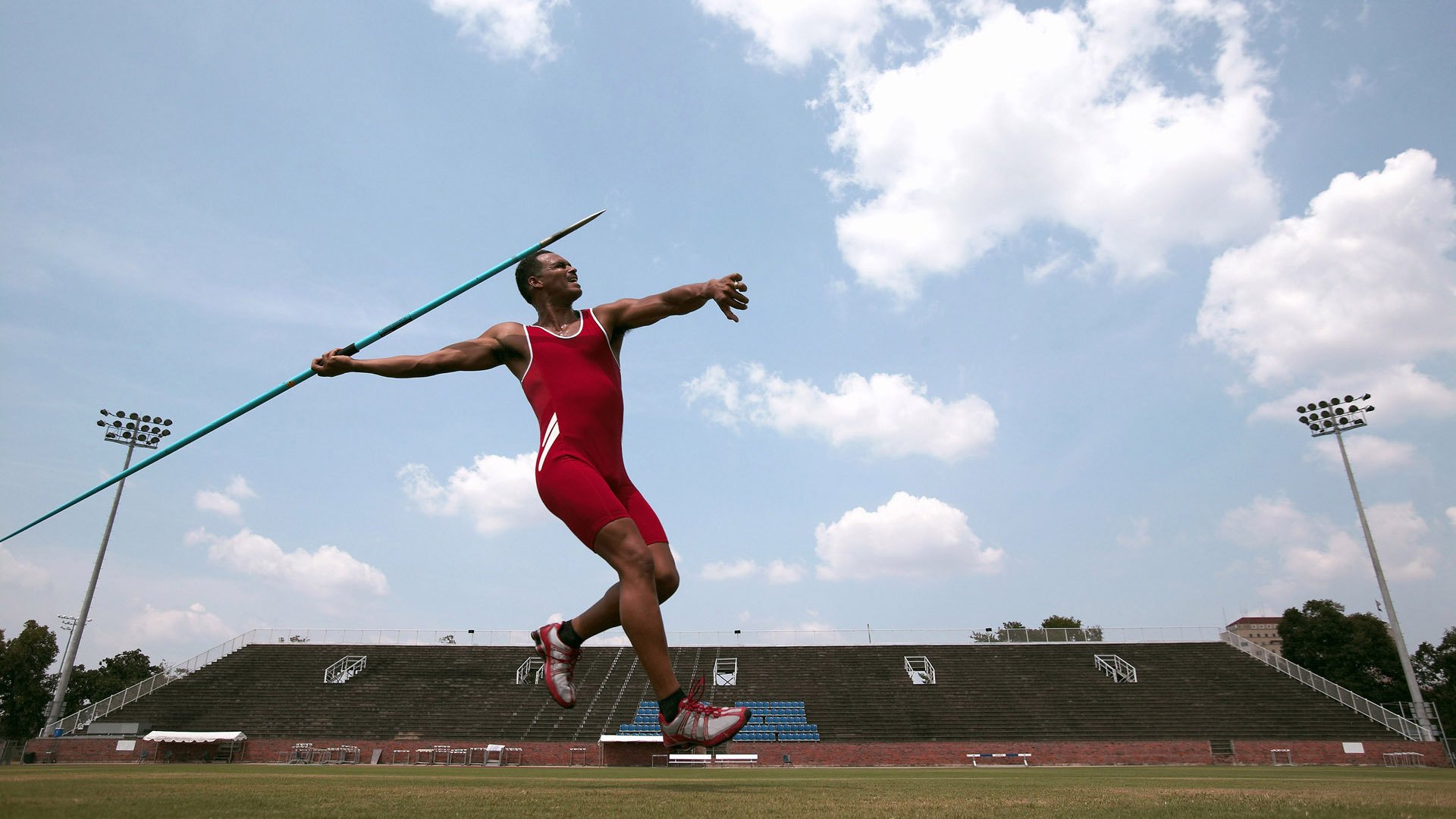 从温网草场到ATP总决赛鏖战，鲁德如何点燃跨赛季的激情之火