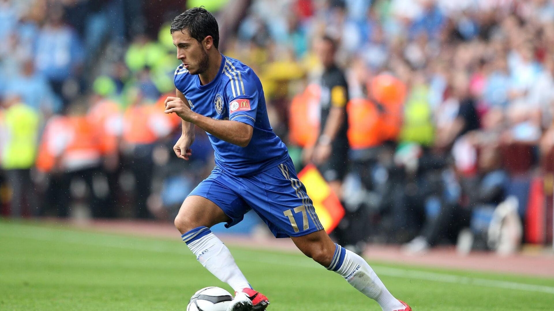 赛道新纪元，塞恩斯刷新纪录，迈凯伦强势碾压红牛王朝